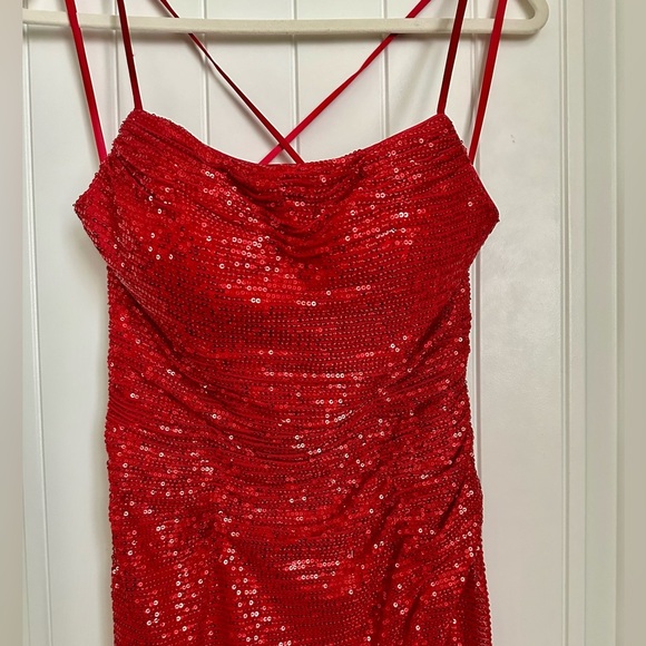 Prom/formal dress - Picture 3 of 9